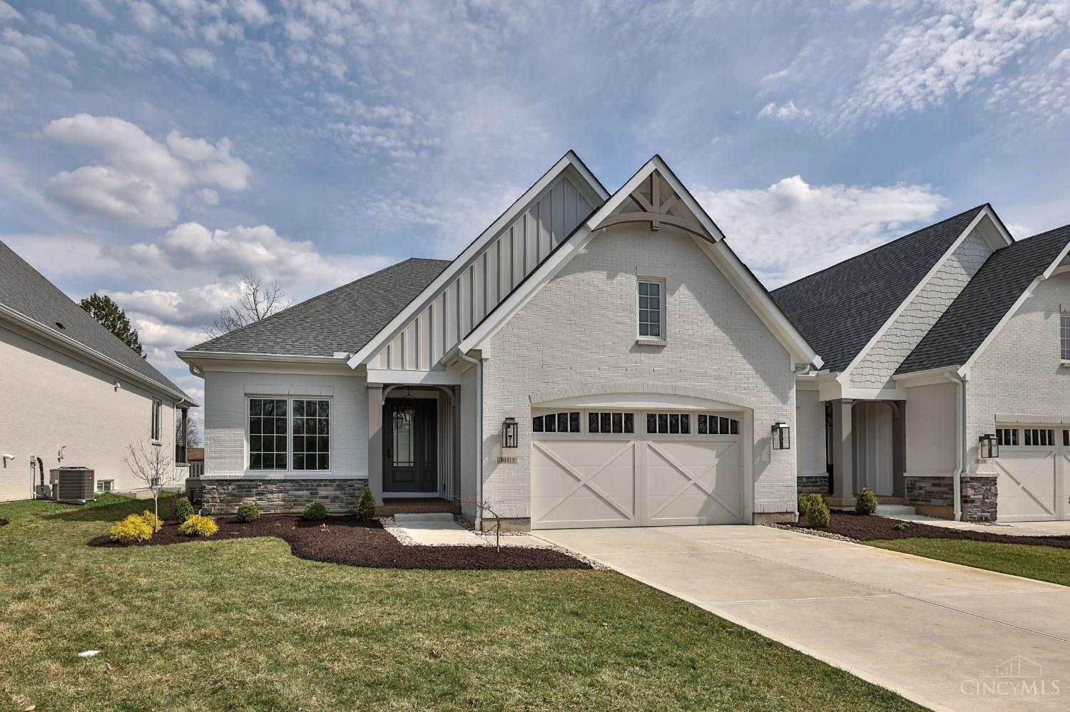 10312 Montgomery Road Montgomery, OH 45242 - Photo 1 of 6 Gallery Image 1