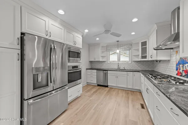 $899,000 | 712 Beaver Dam Road, Raleigh, NC 27607