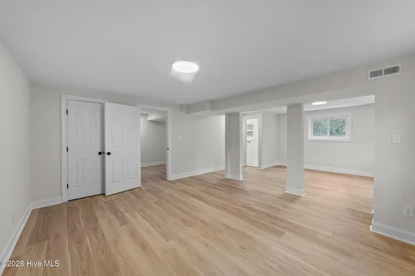 $899,000 | 712 Beaver Dam Road, Raleigh, NC 27607