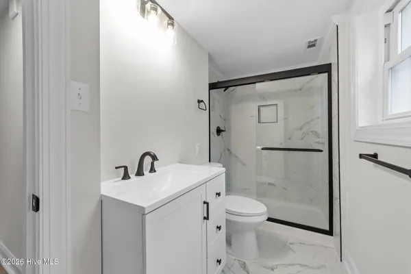 $899,000 | 712 Beaver Dam Road, Raleigh, NC 27607