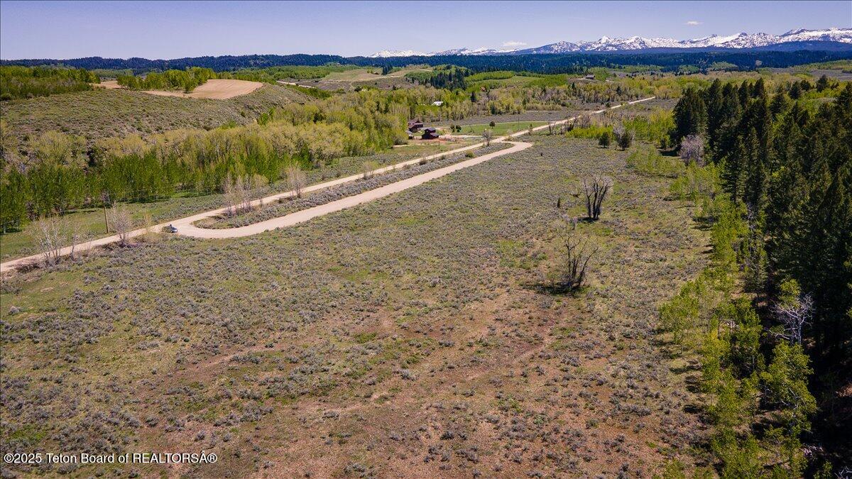 947 Sheridan Loop Tetonia, ID 83452 - Photo 4 of 7 sheridan5