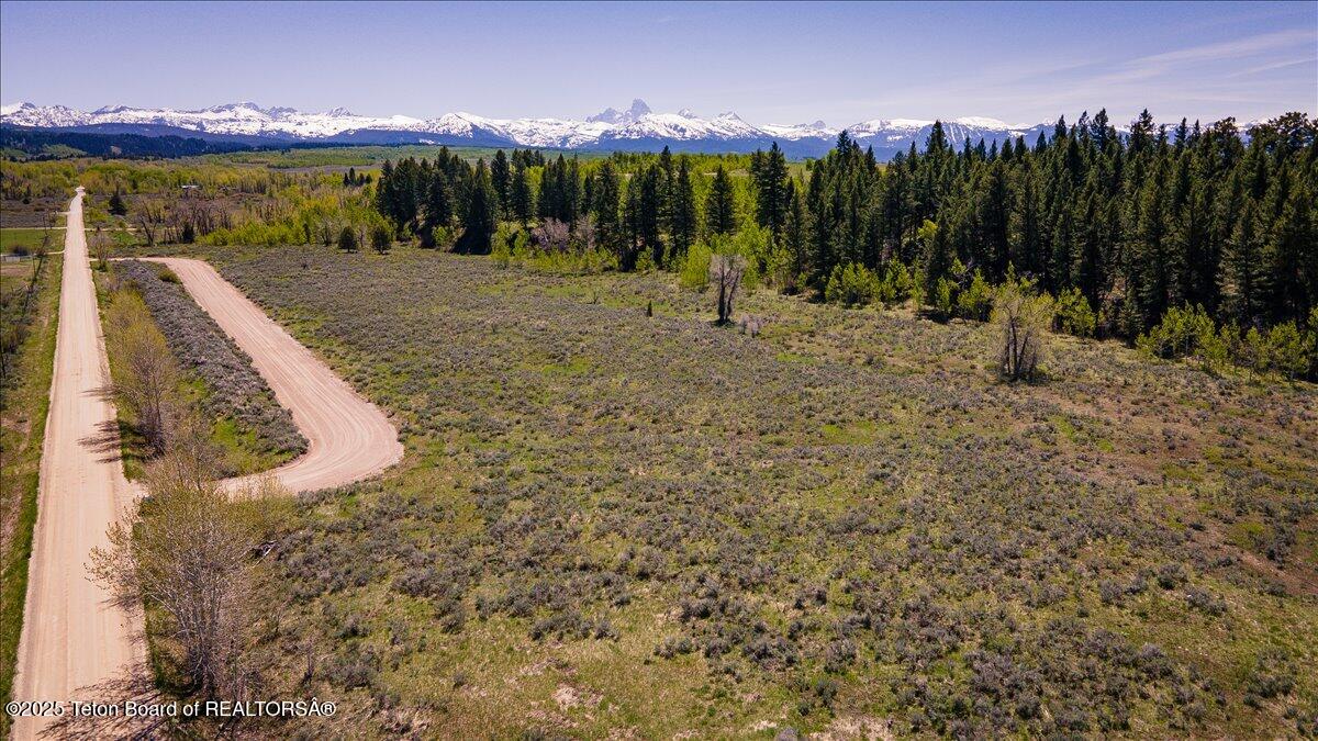 947 Sheridan Loop Tetonia, ID 83452 - Photo 5 of 7 sheridan6