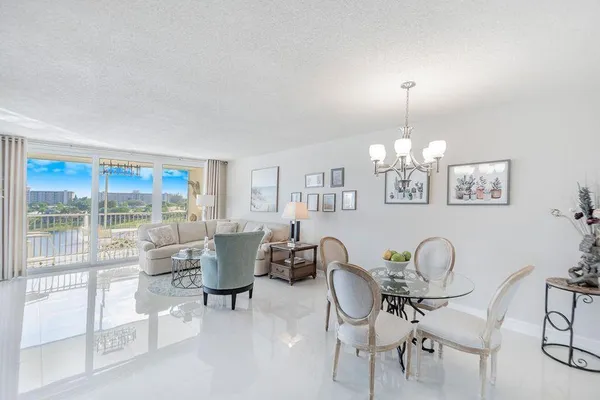 $3,500 | 3150 North Course Lane, Unit 510, Pompano Beach, FL 33069