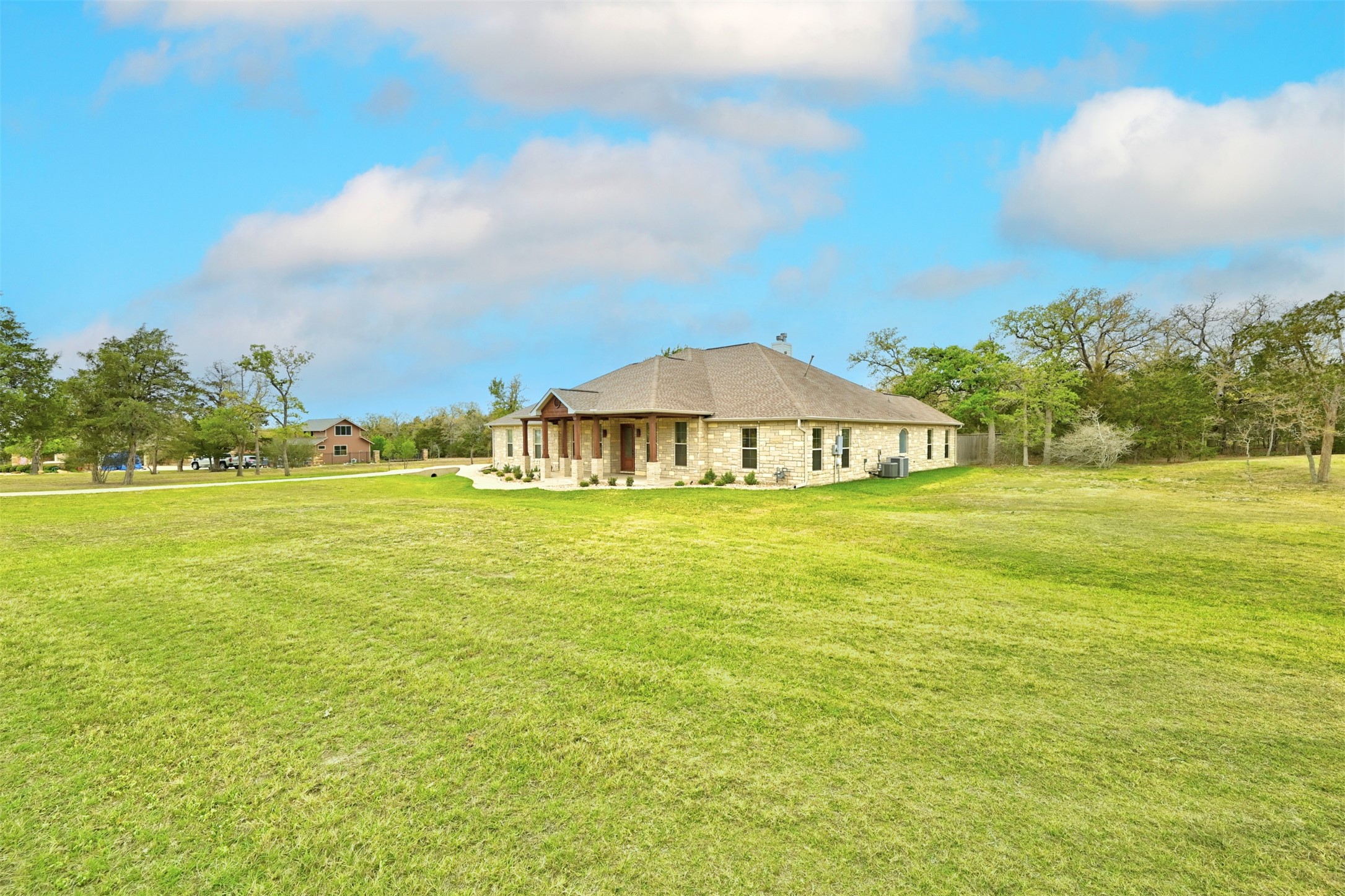 140 Winchester Road Bastrop, TX 78602 - Photo 3 of 35