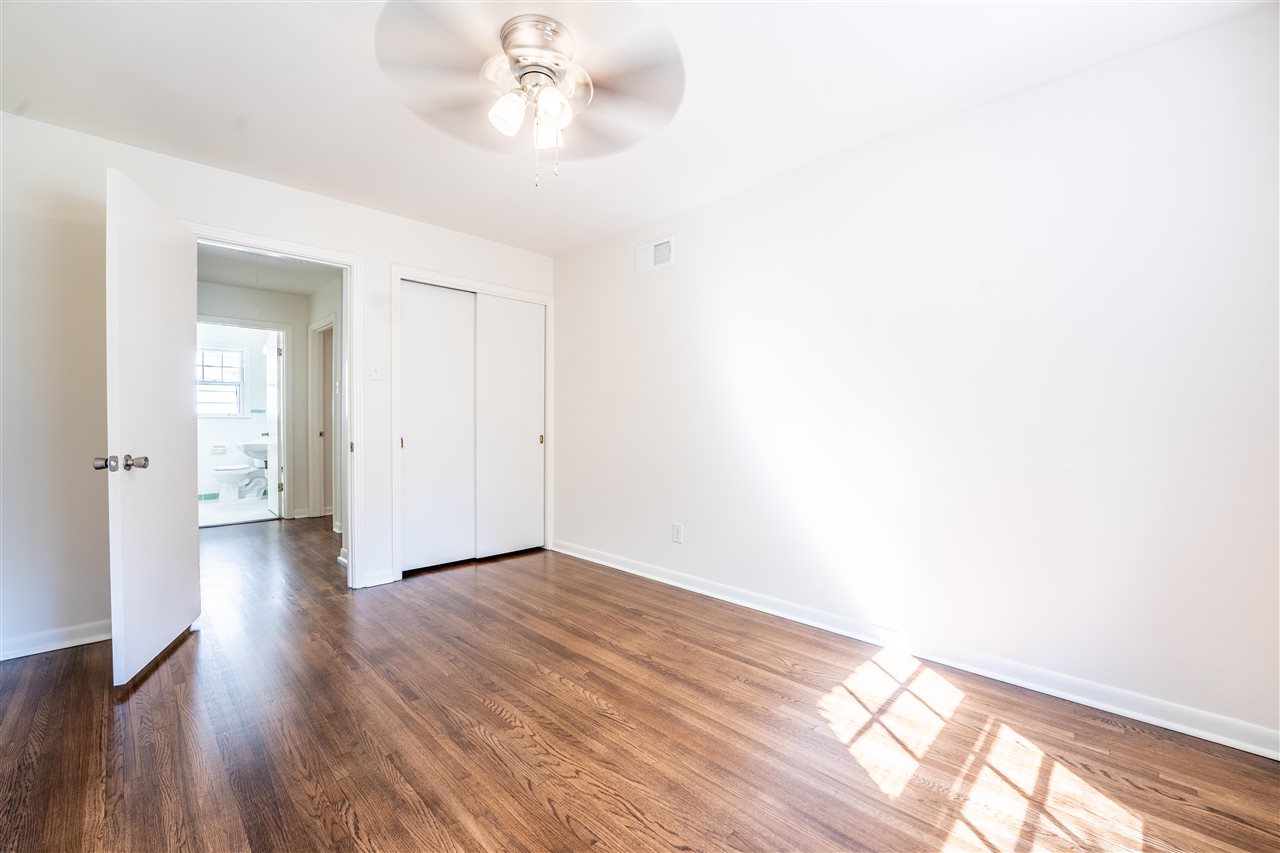 5264 Sequoia Road Memphis, TN 38120 - Photo 12 of 22
