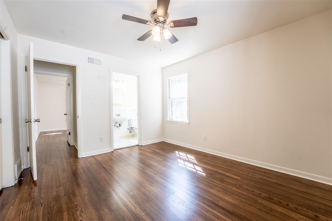 5264 Sequoia Road Memphis, TN 38120 - Photo 16 of 22