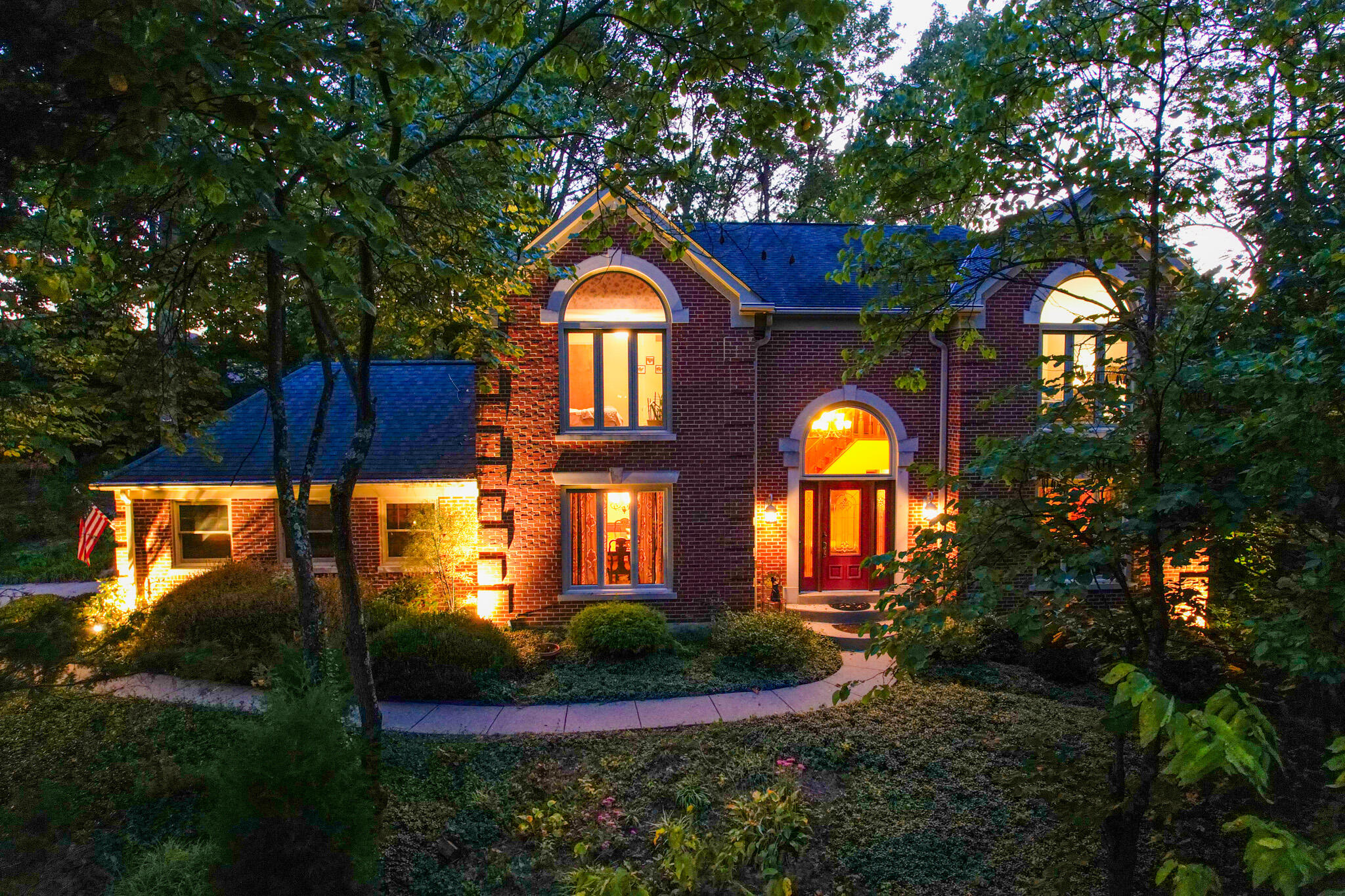 9743 Windsor Way Florence, KY 41042 - Photo 1 of 49 Gallery Image 1