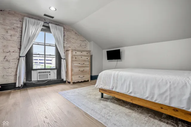 $980,000 | 543 Fletcher Avenue, Indianapolis, IN 46203