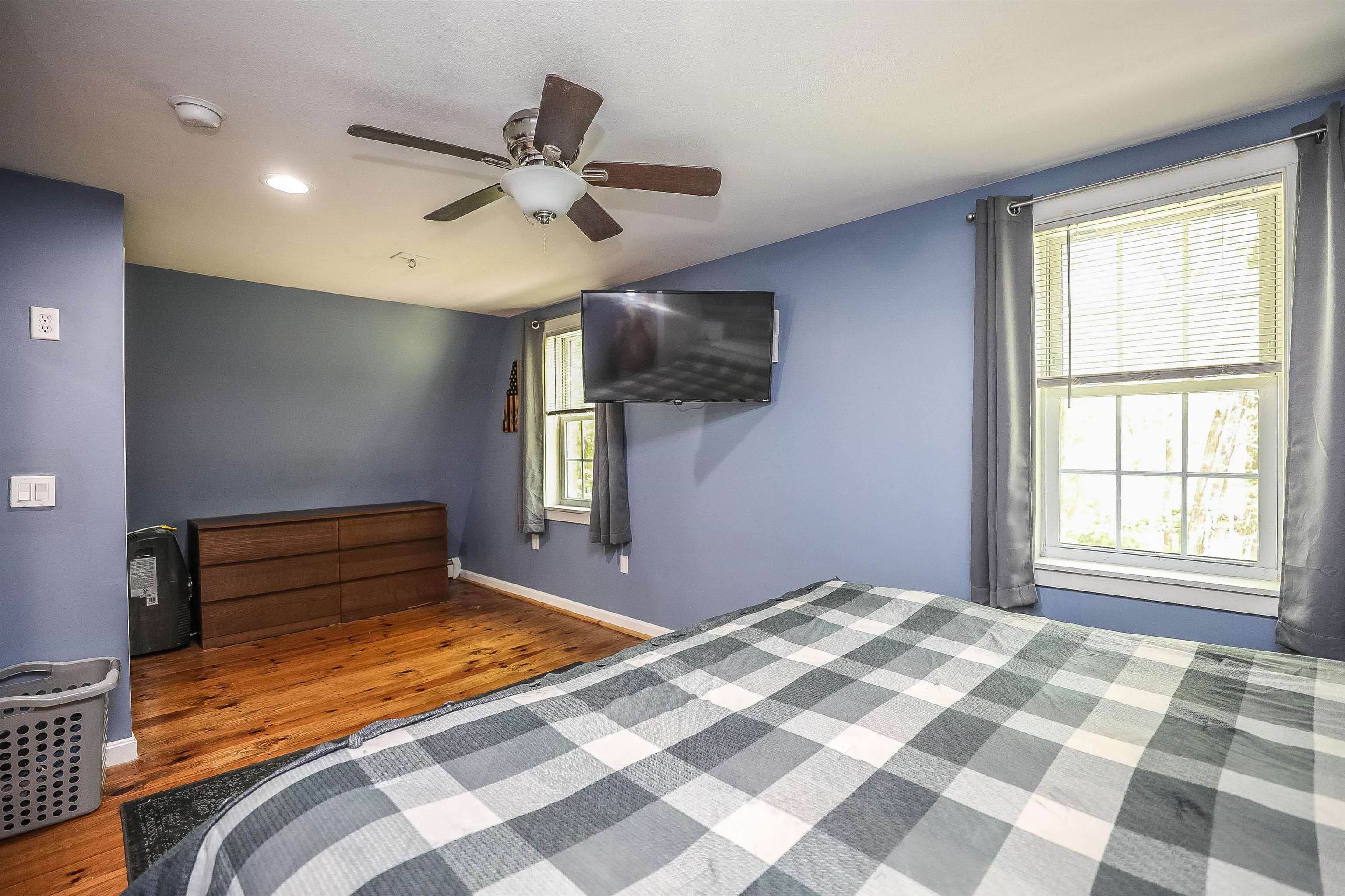 8 Colby Road Kingston, NH 03848 - Photo 21 of 40