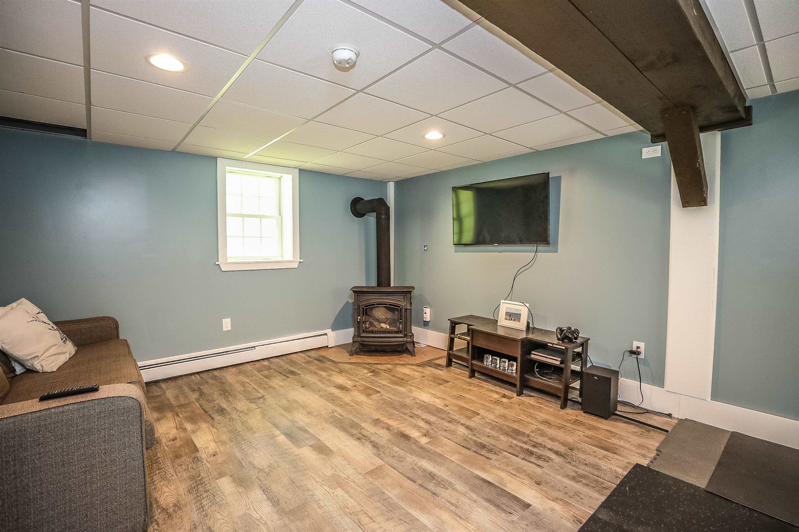 8 Colby Road Kingston, NH 03848 - Photo 31 of 40