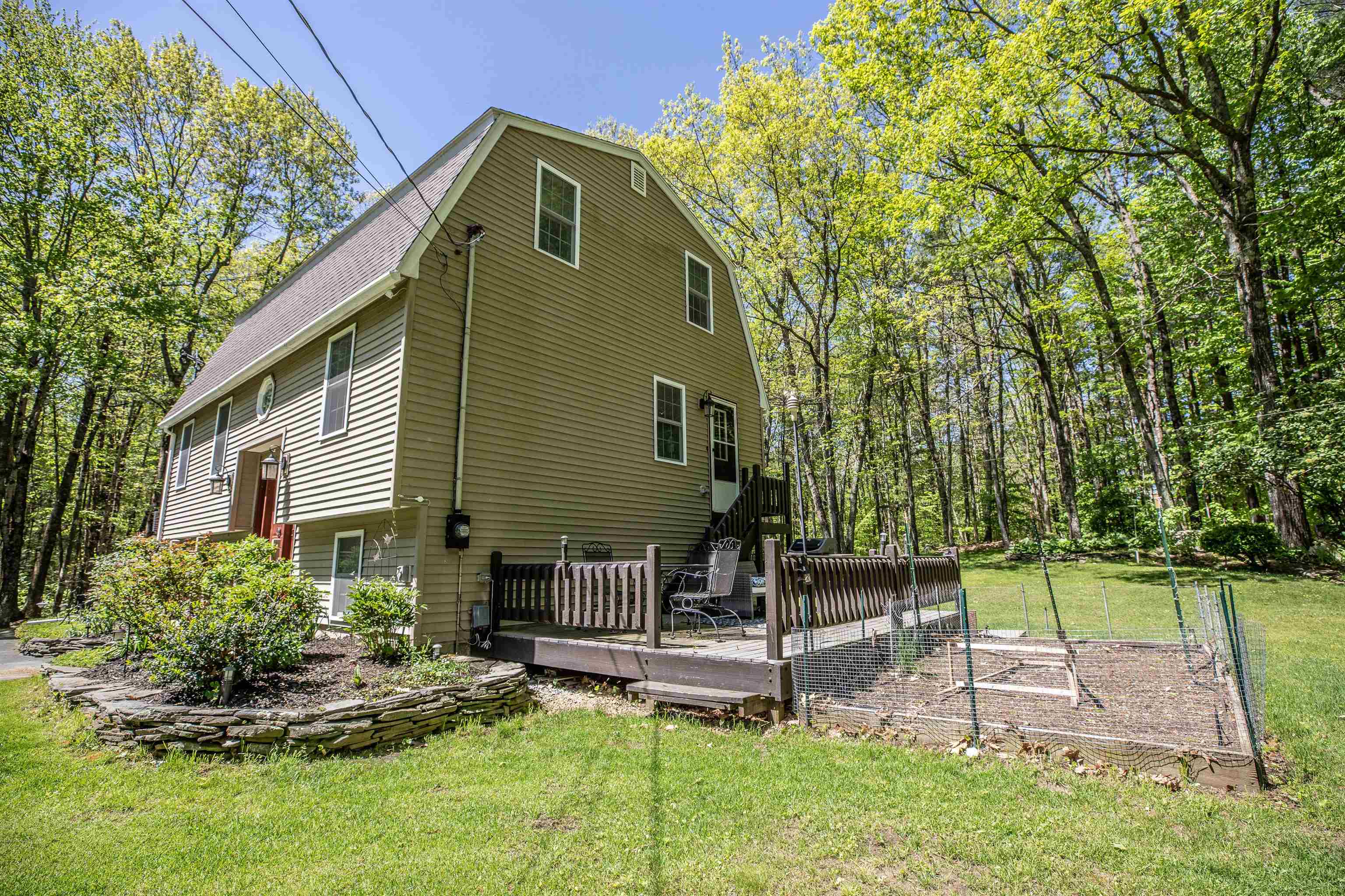 8 Colby Road Kingston, NH 03848 - Photo 35 of 40