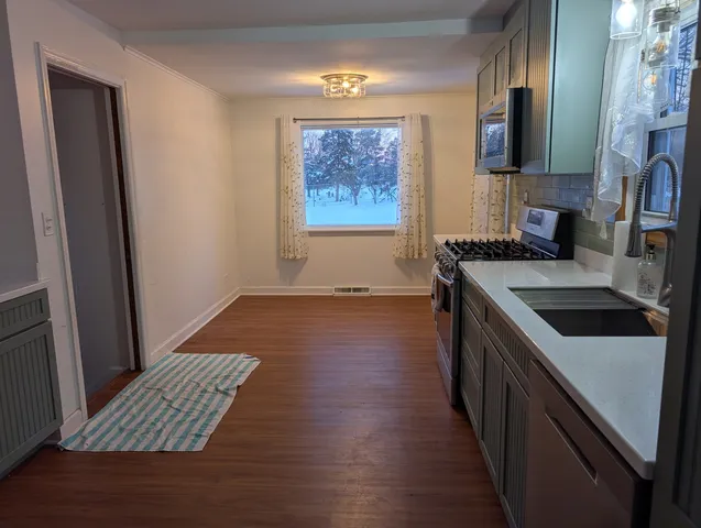 $249,900 | 3618 Maple Avenue, McHenry, IL 60050