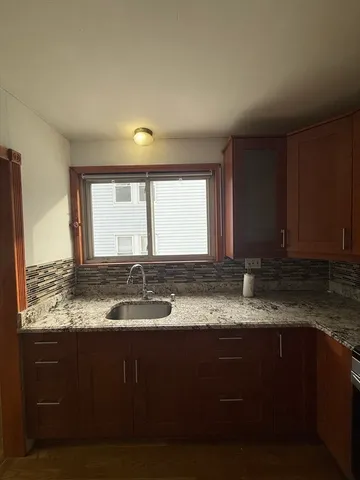 $3,300 | 438 Broadway, Unit 1, Somerville, MA 02145