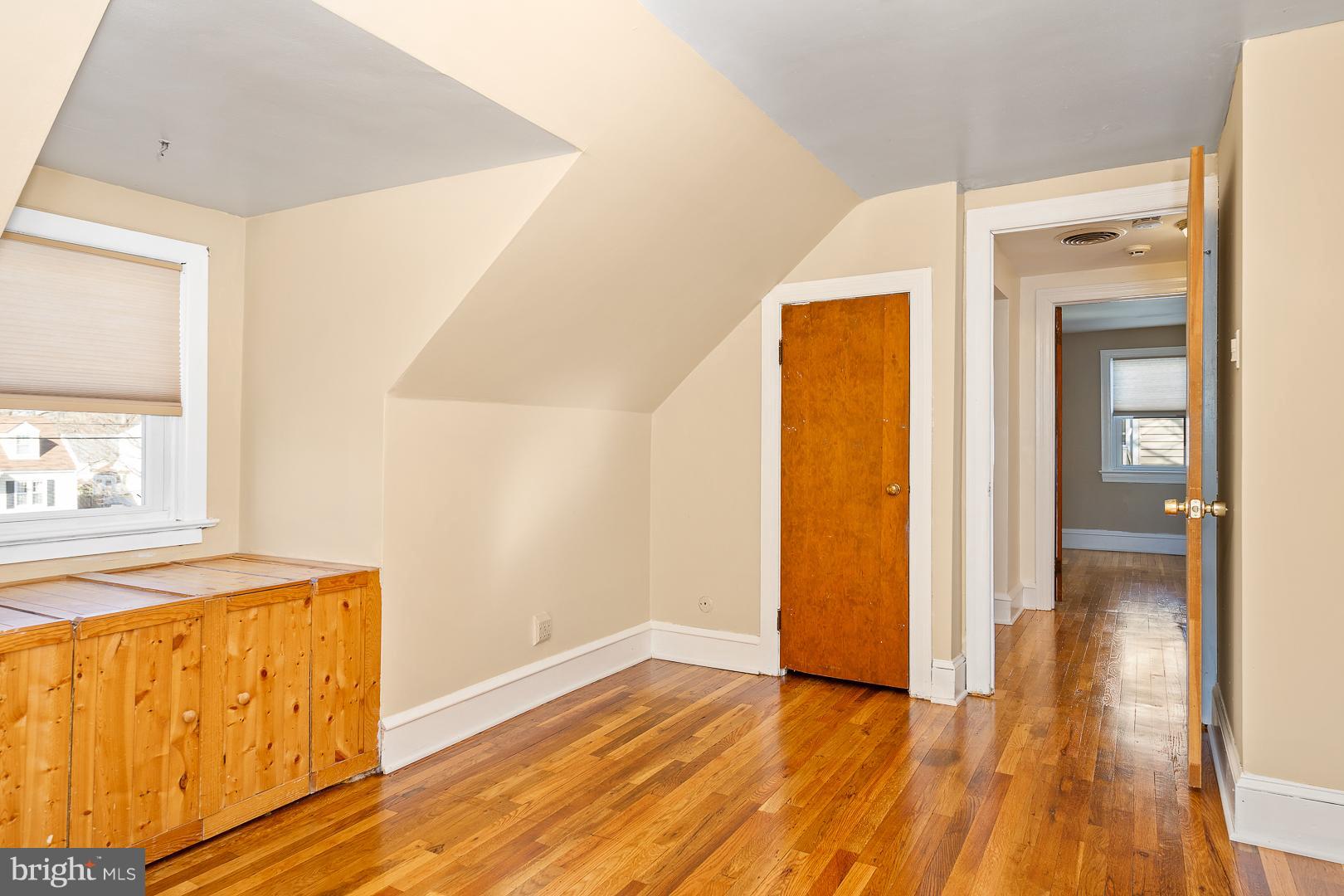 30 Rutledge Avenue Ewing, NJ 08618 - Photo 16 of 25 3rd Bedroom