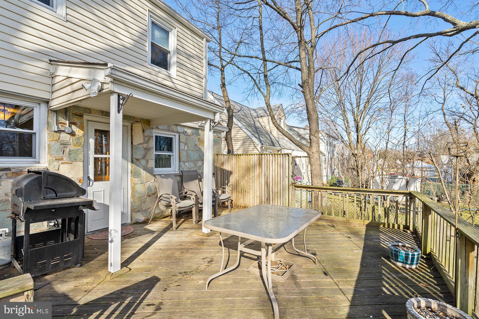 30 Rutledge Avenue Ewing, NJ 08618 - Photo 22 of 25 Deck