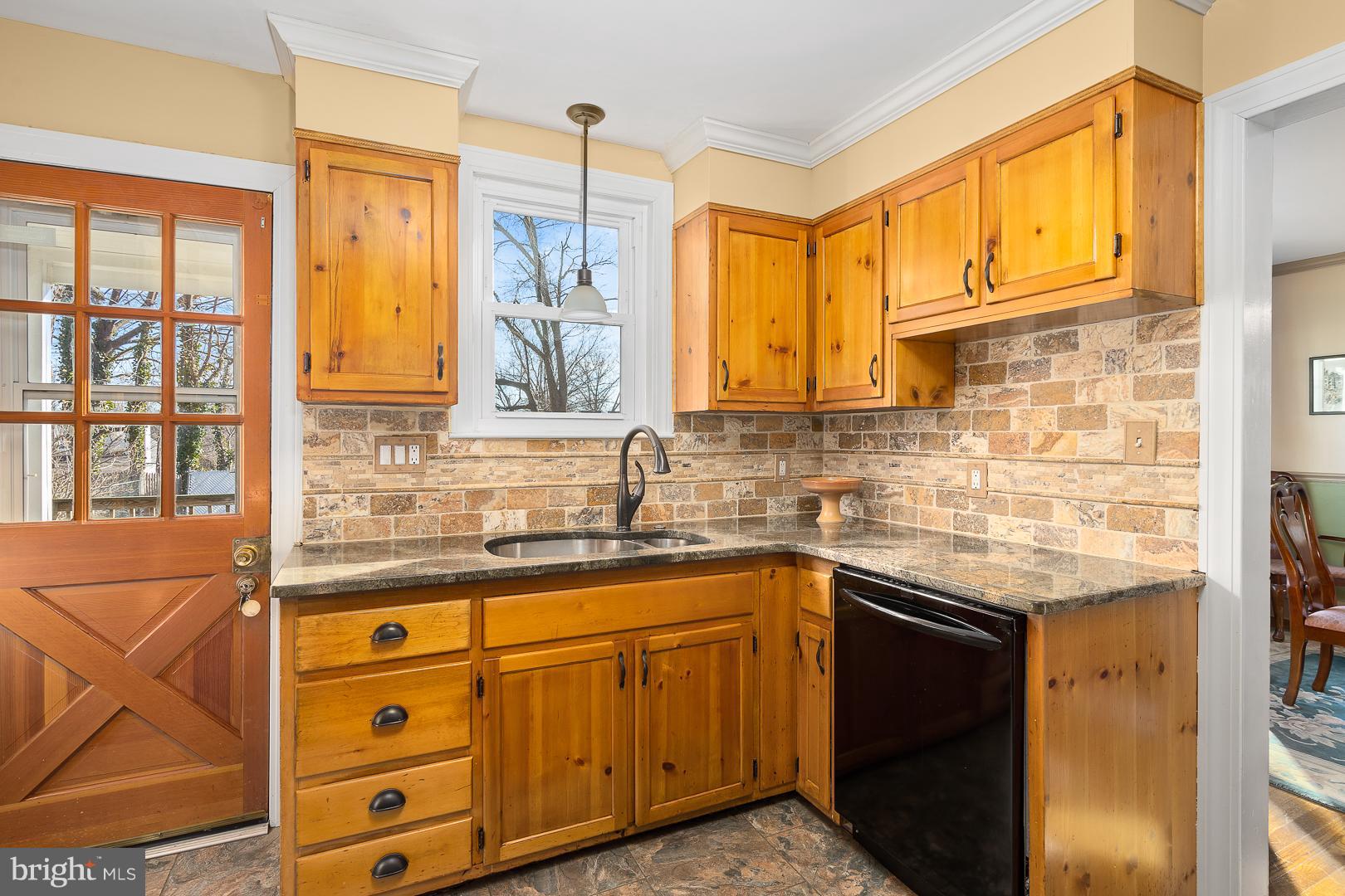 30 Rutledge Avenue Ewing, NJ 08618 - Photo 8 of 25 Kitchen