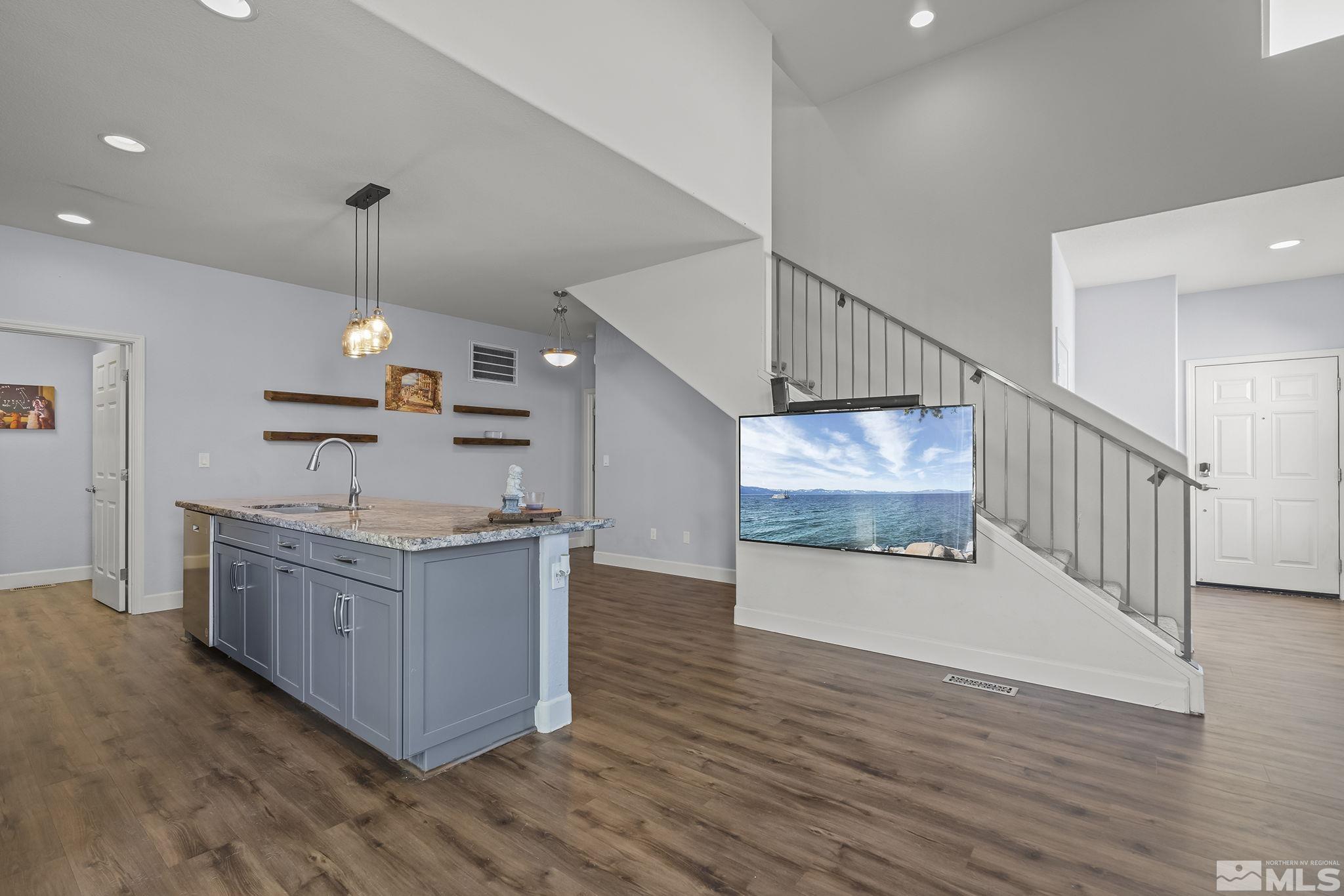 978 Floral Ridge Way Sparks, NV 89436 - Photo 5 of 24 Photo 5