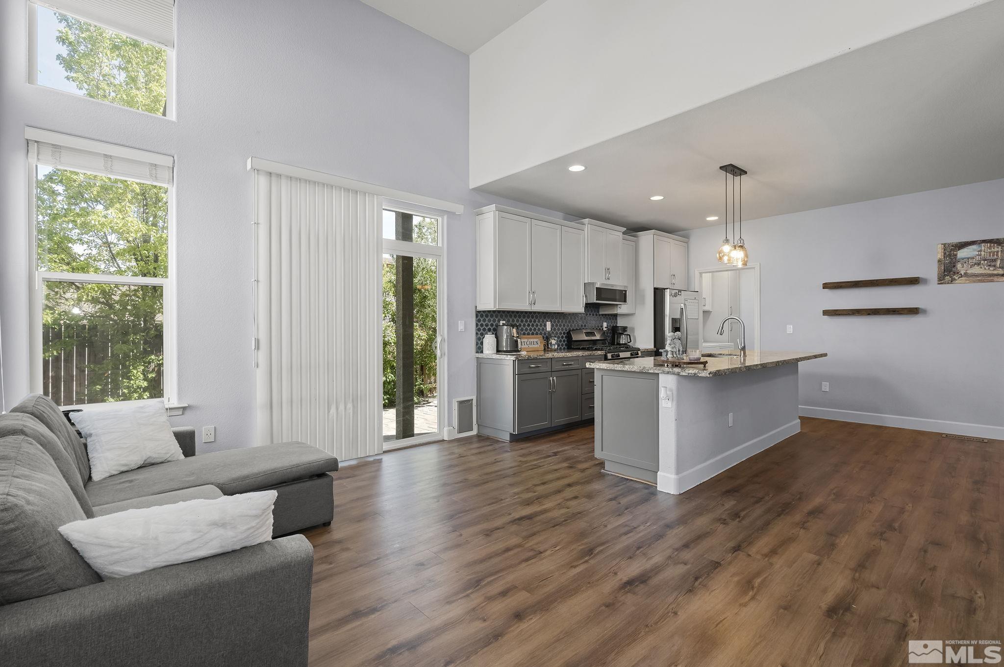 978 Floral Ridge Way Sparks, NV 89436 - Photo 6 of 24 Photo 6