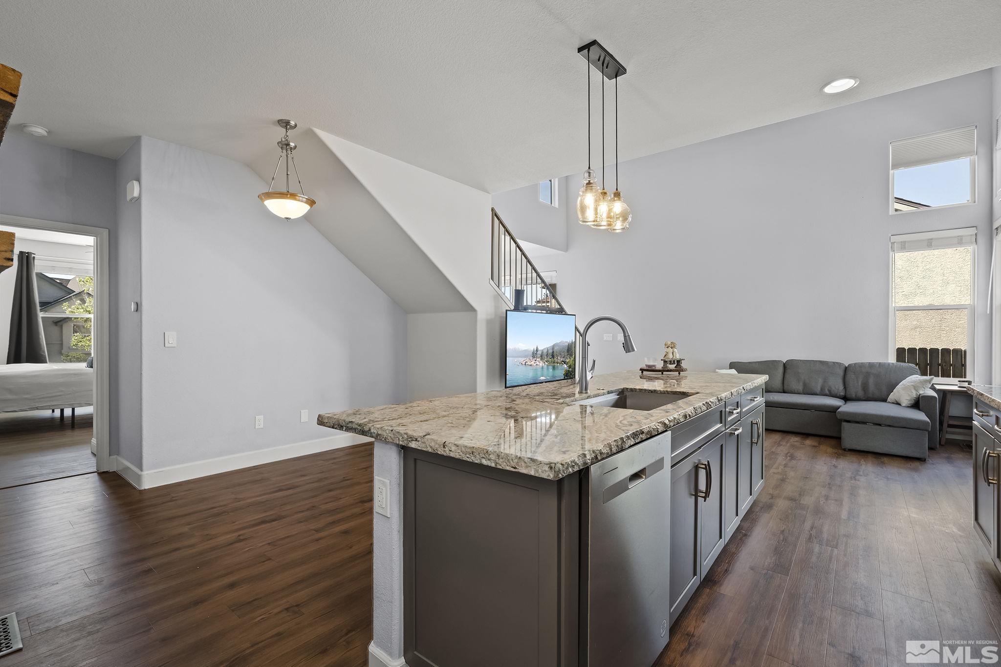 978 Floral Ridge Way Sparks, NV 89436 - Photo 8 of 24 Photo 8