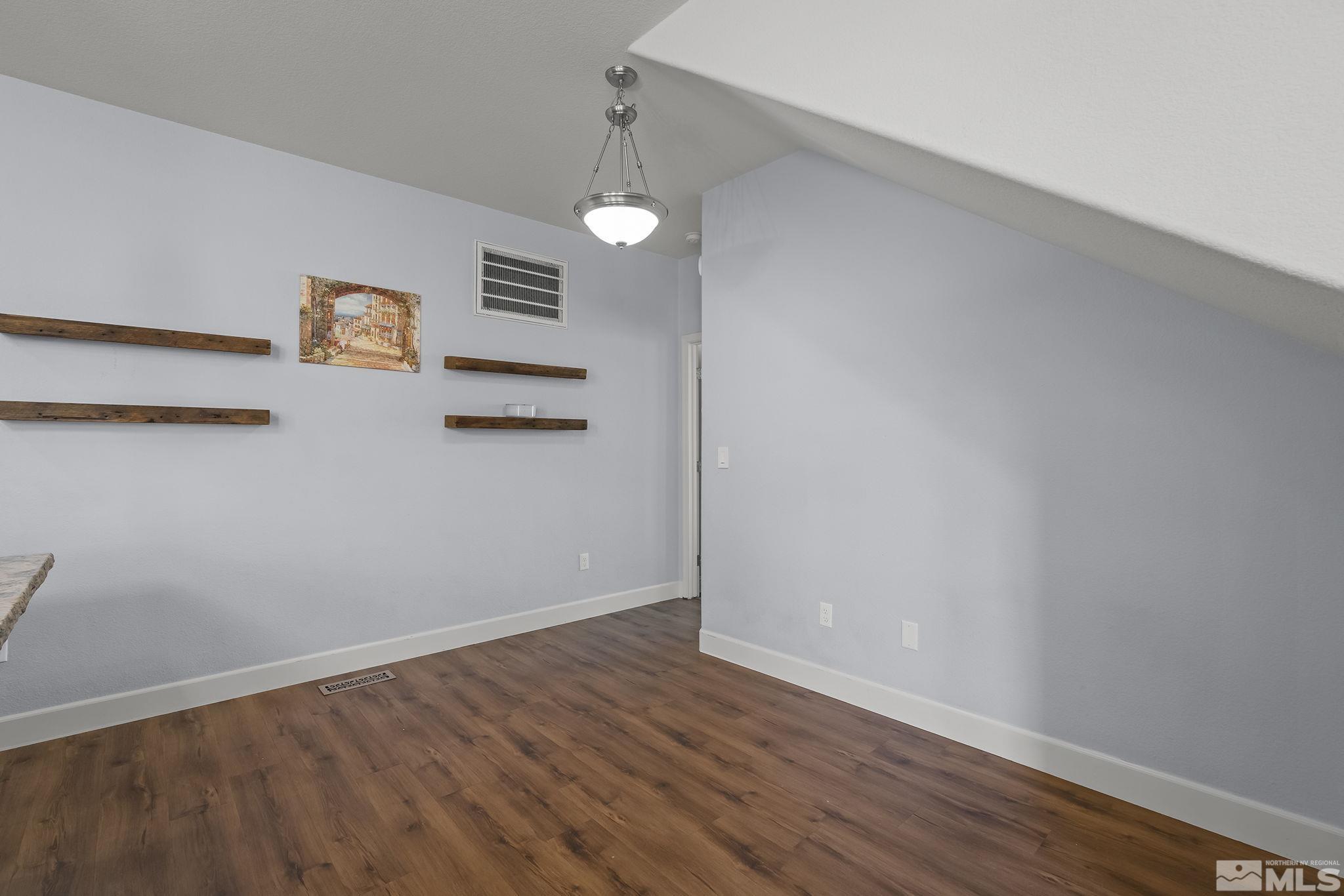 978 Floral Ridge Way Sparks, NV 89436 - Photo 9 of 24 Photo 9