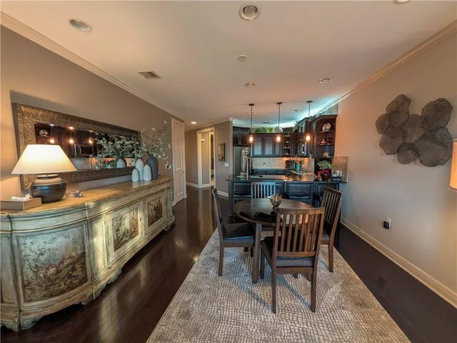 $449,500 | 10531 Mission Road, Unit 204B, Leawood, KS 66206