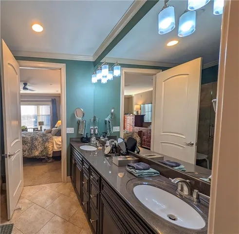 $449,500 | 10531 Mission Road, Unit 204B, Leawood, KS 66206