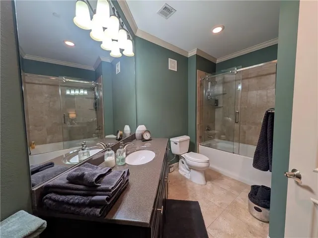 $449,500 | 10531 Mission Road, Unit 204B, Leawood, KS 66206