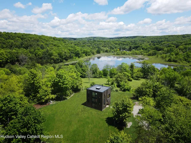 $1,290,000 | 120 Pumpkin Hollow Road North, Hillsdale, NY 12529