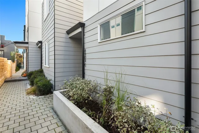 $849,990 | 8305 12th Avenue Northwest, Unit C, Seattle, WA 98117