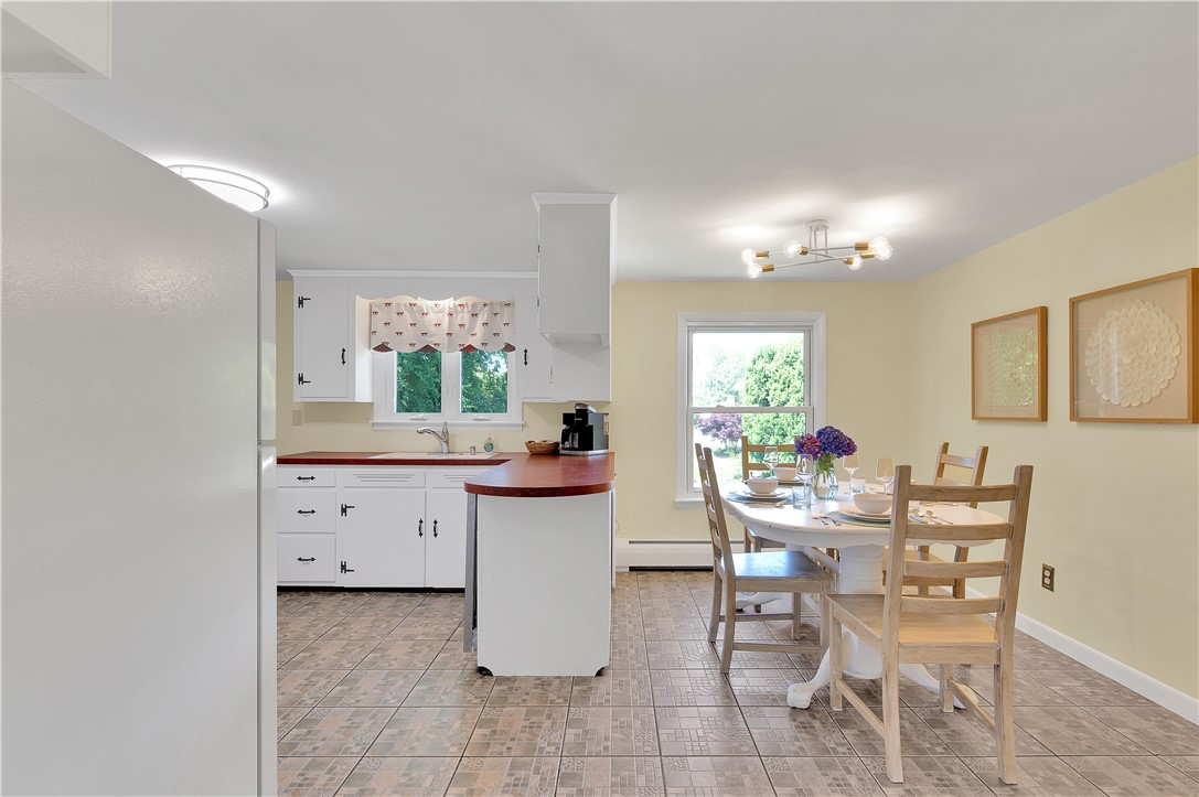 85 Treasure Road Narragansett, RI 02882 - Photo 7 of 33