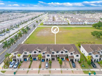 $460,000 | 23082 Southwest 127th Place, Miami, FL 33170