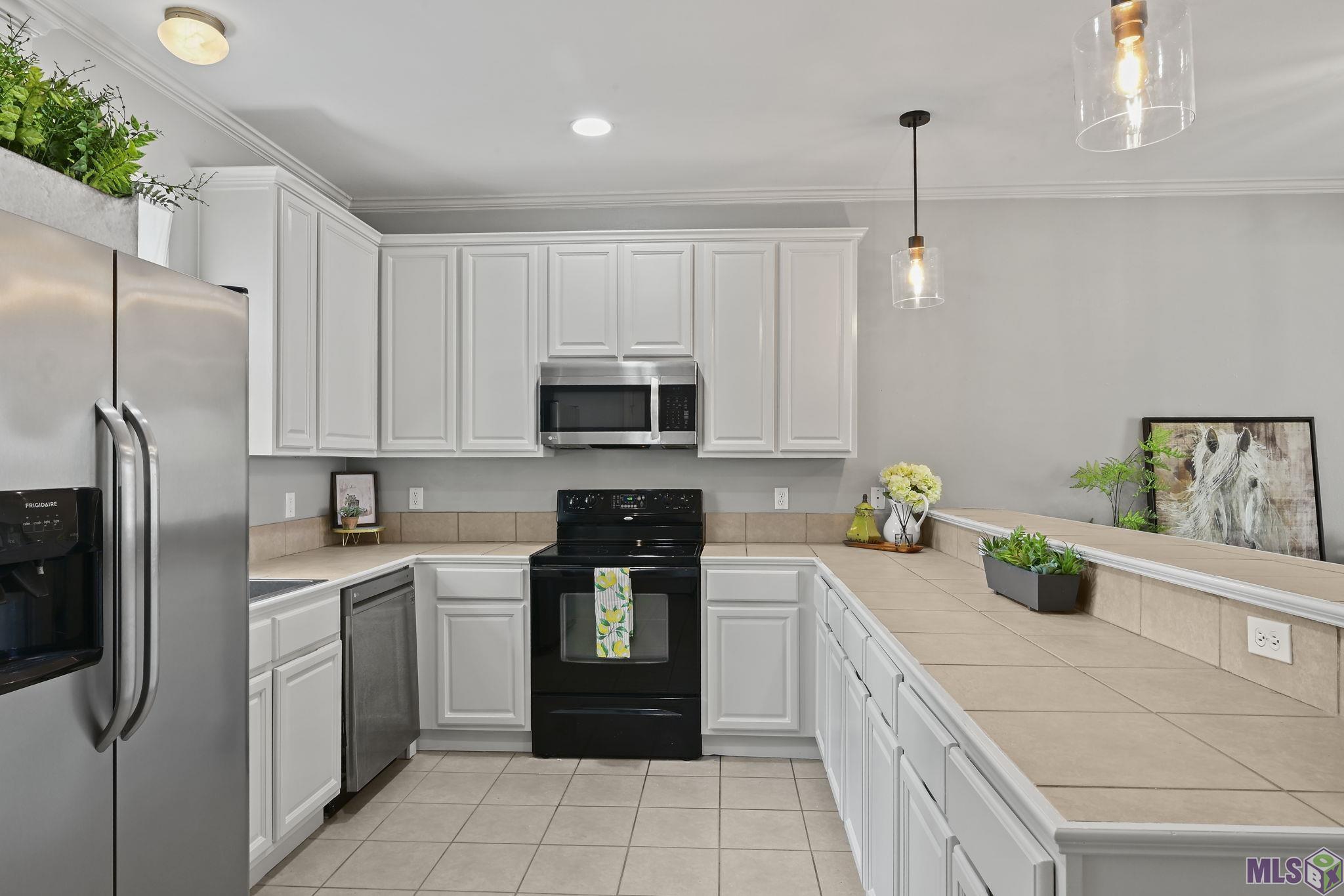 2405 Brightside Drive, Unit 36 Baton Rouge, LA 70820 - Photo 5 of 13 Gallery Image 5