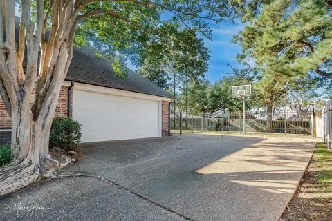 $825,000 | 11180 Heritage Oaks Circle, Shreveport, LA 71106