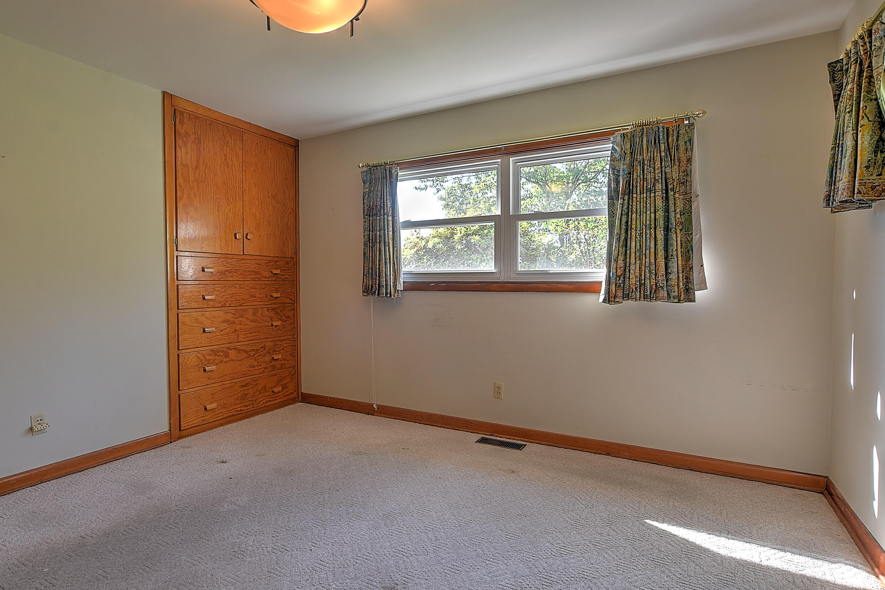 4616 Old Stage Road Kingsport, TN 37664 - Photo 20 of 45 4616 Old Stage-21