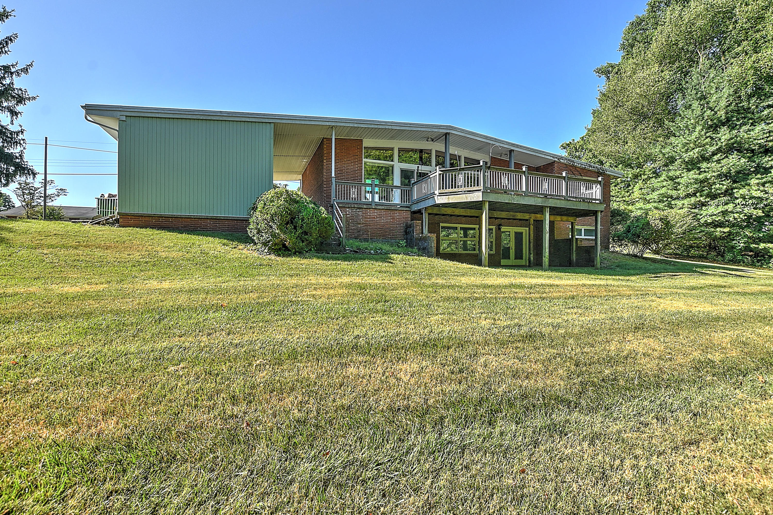 4616 Old Stage Road Kingsport, TN 37664 - Photo 2 of 45 4616 Old Stage-42
