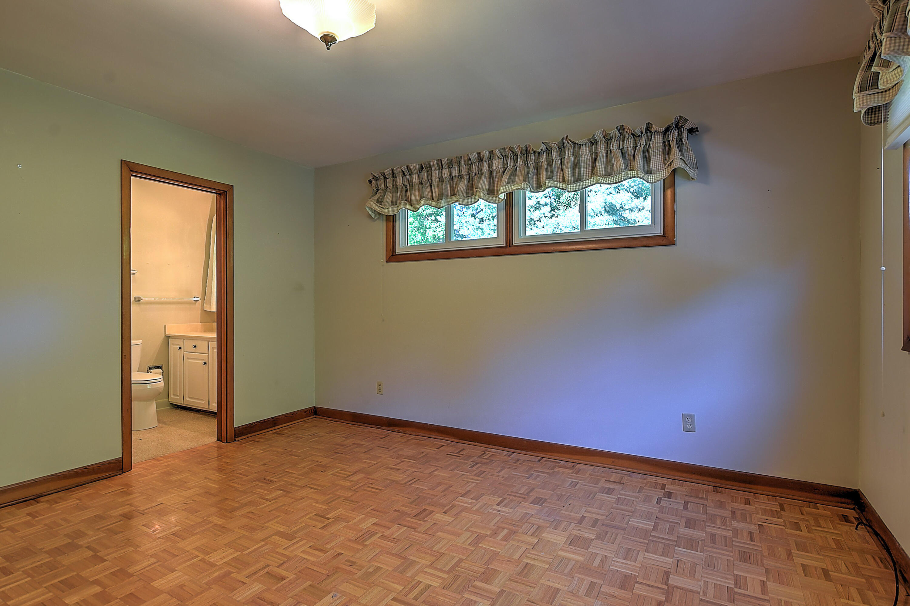 4616 Old Stage Road Kingsport, TN 37664 - Photo 24 of 45 4616 Old Stage-25