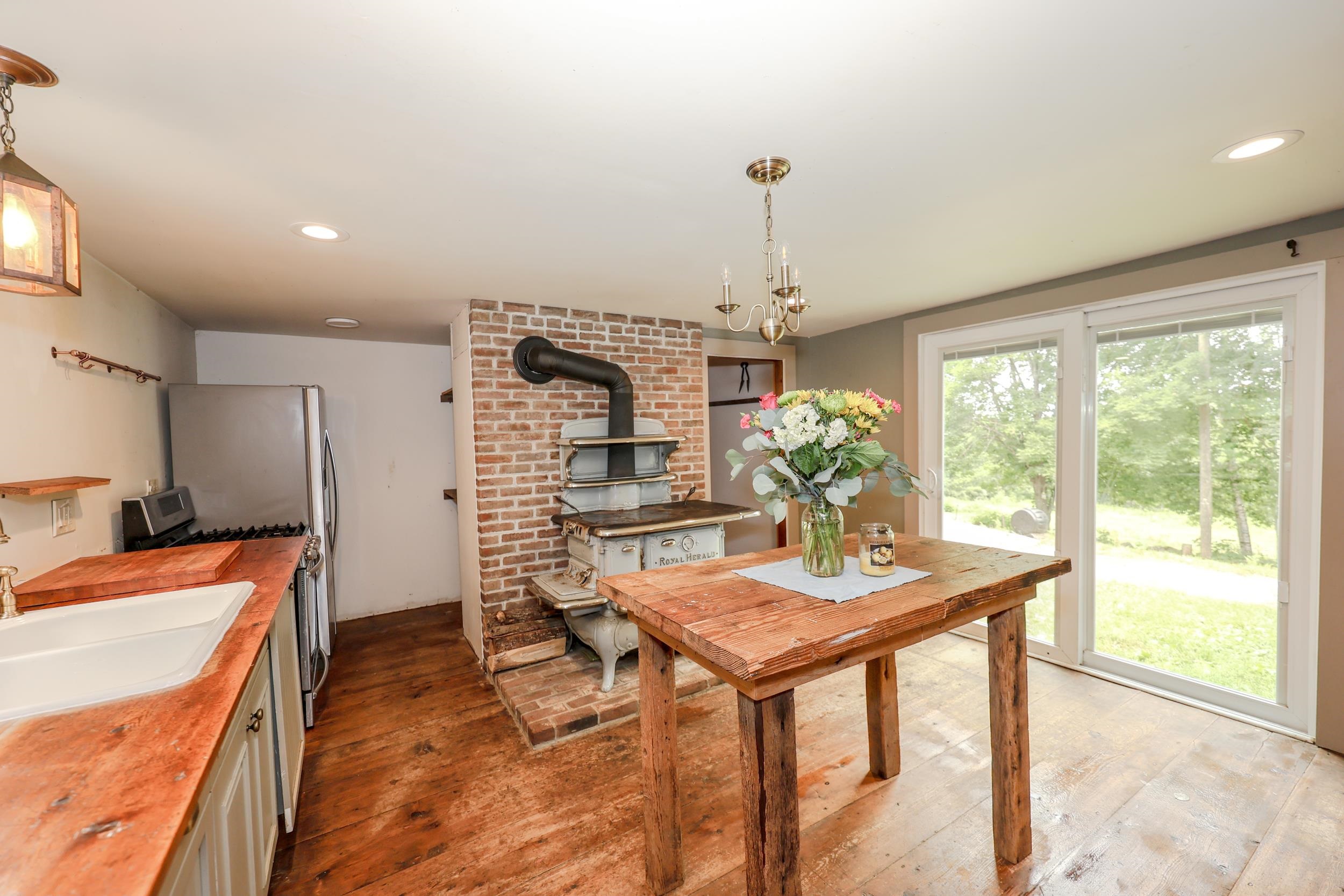 301 Tiffany Hill Road Weare, NH 03281 - Photo 17 of 58 Gallery Image 17