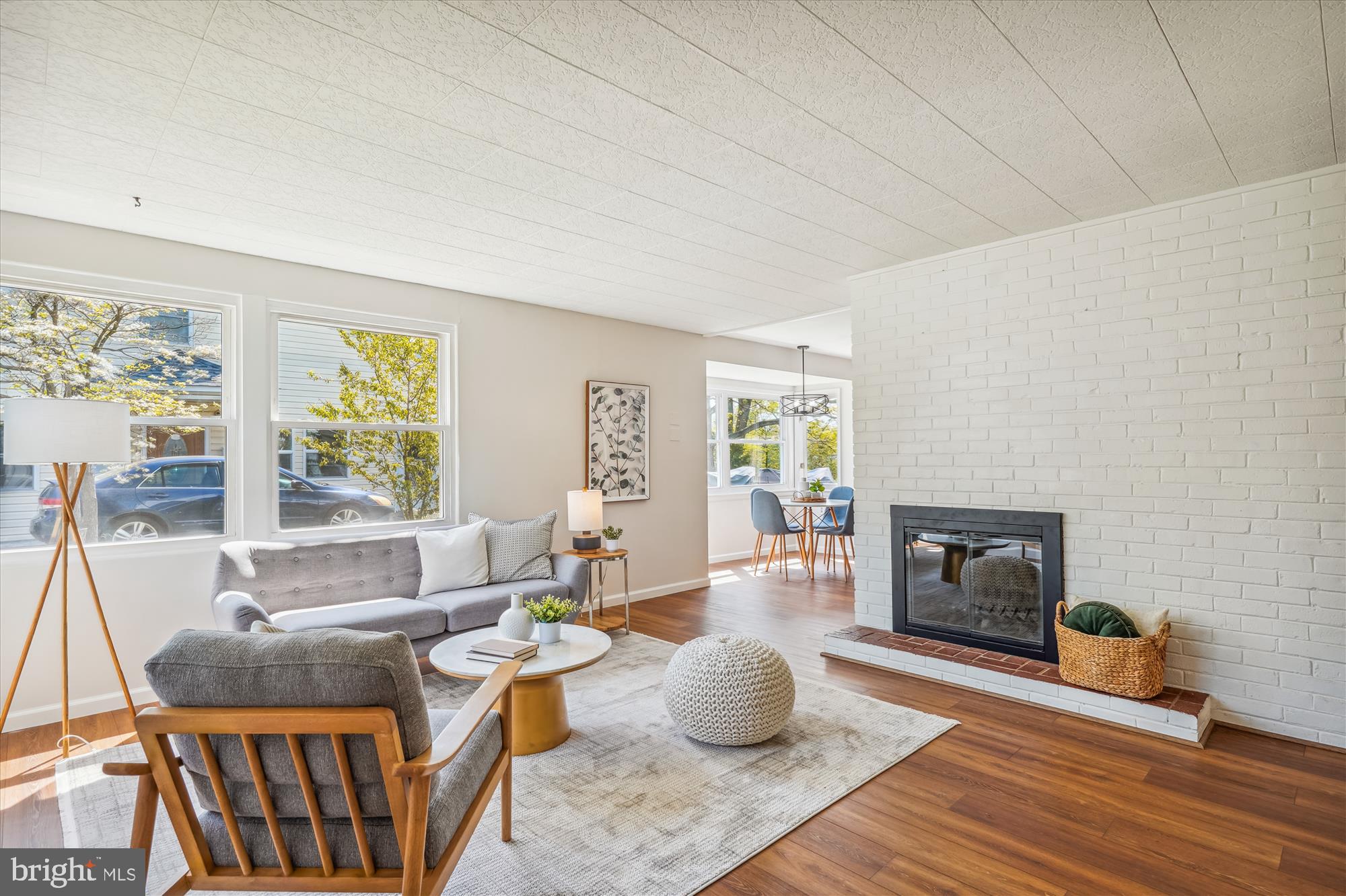 9805 Dilston Road Silver Spring, MD 20903 - Photo 4 of 45 Gallery Image 4