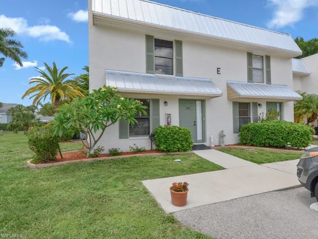 $315,000 | 151 Cypress Way East, Unit E101, Naples, FL 34110
