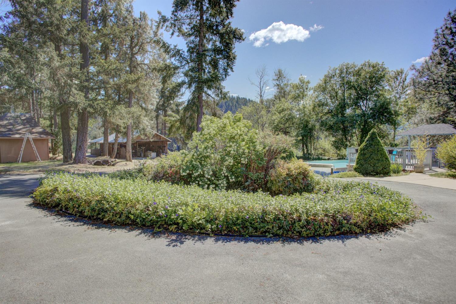 8318 North Applegate Road Grants Pass, OR 97527 - Photo 5 of 25 Additional Photo