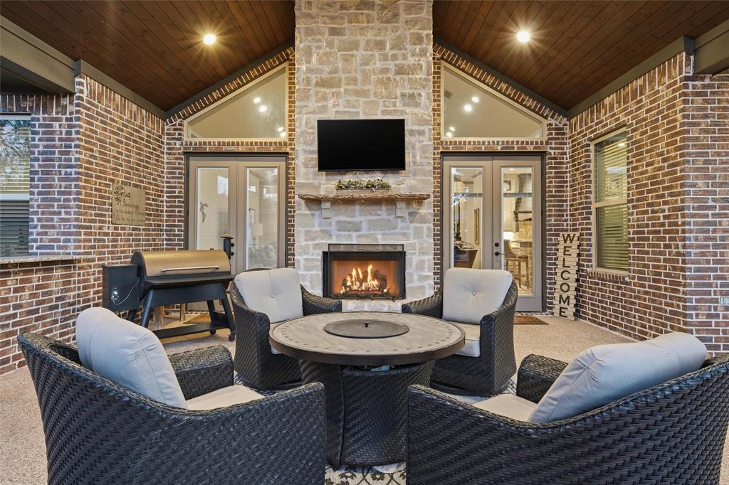 18503 Wortham Bend Road China Spring, TX 76633 - Photo 6 of 40 a living room with furniture and a fireplace