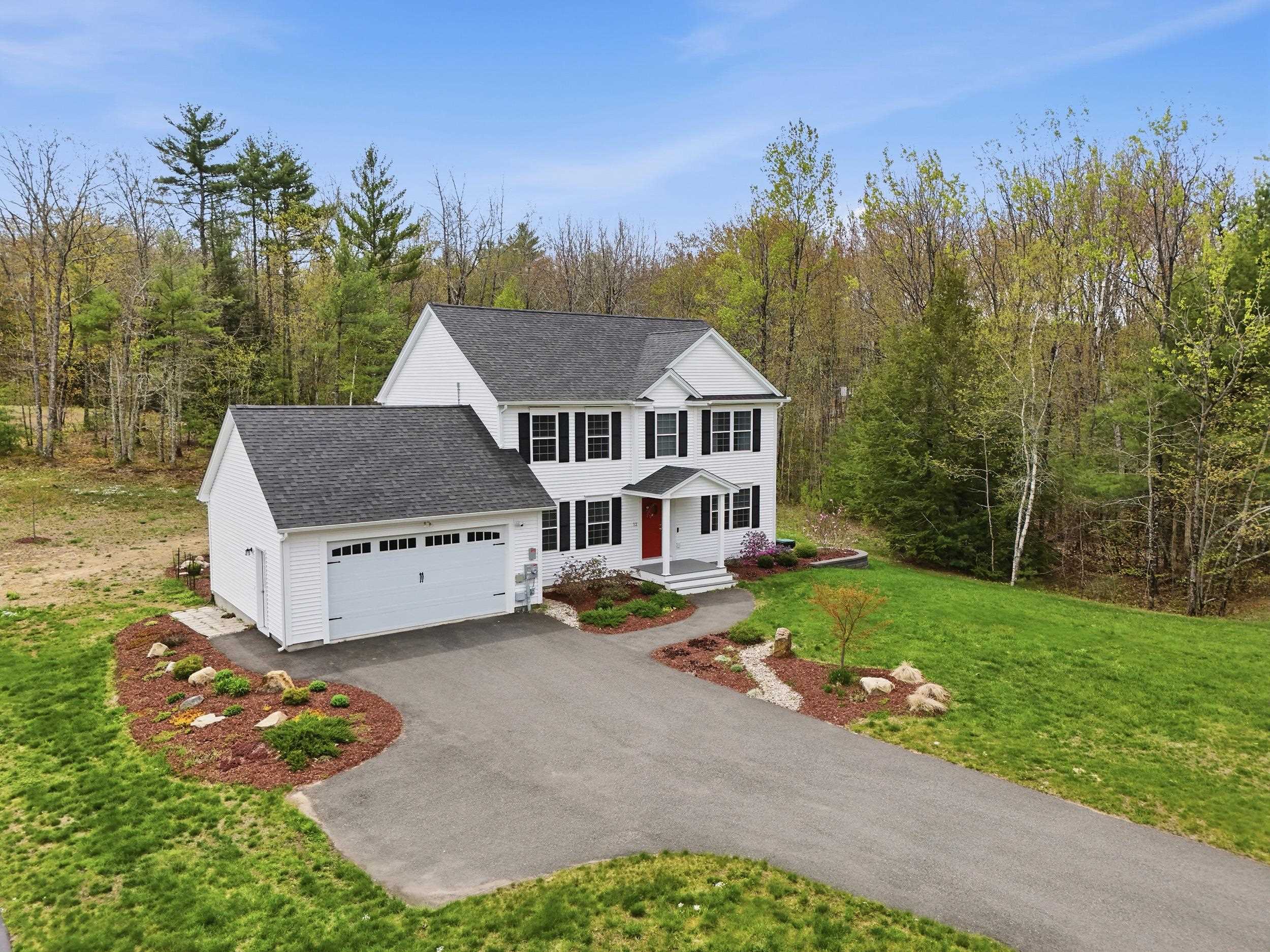 12 Sandybrook Drive Raymond, NH 03077 - Photo 2 of 50
