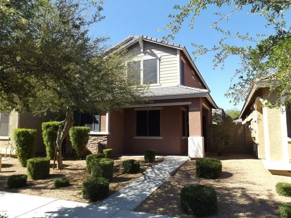 $2,550 | 4388 East Selena Drive, Phoenix, AZ 85050
