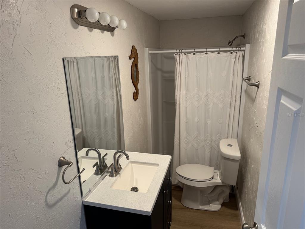 972 Ponderosa Road Venice, FL 34293 - Photo 12 of 43