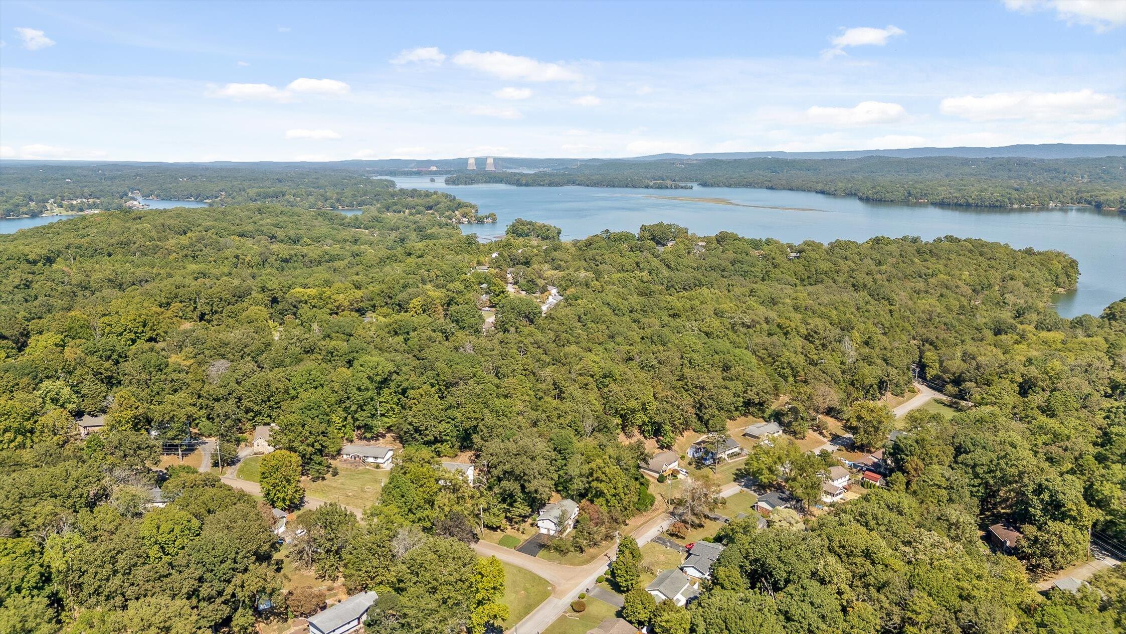 7622 Cove Ridge Drive Hixson, TN 37343 - Photo 3 of 19 05-Cove Ridge-18