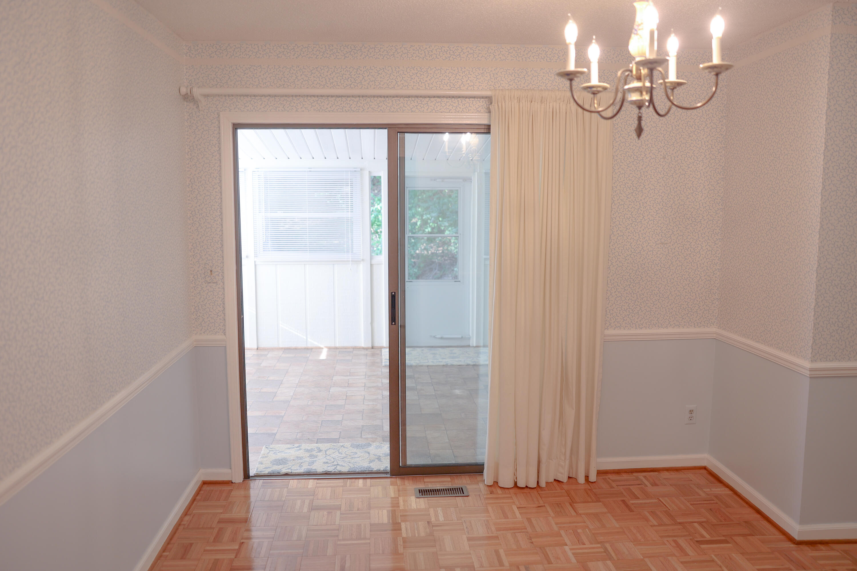 7622 Cove Ridge Drive Hixson, TN 37343 - Photo 7 of 19 IP9A2552