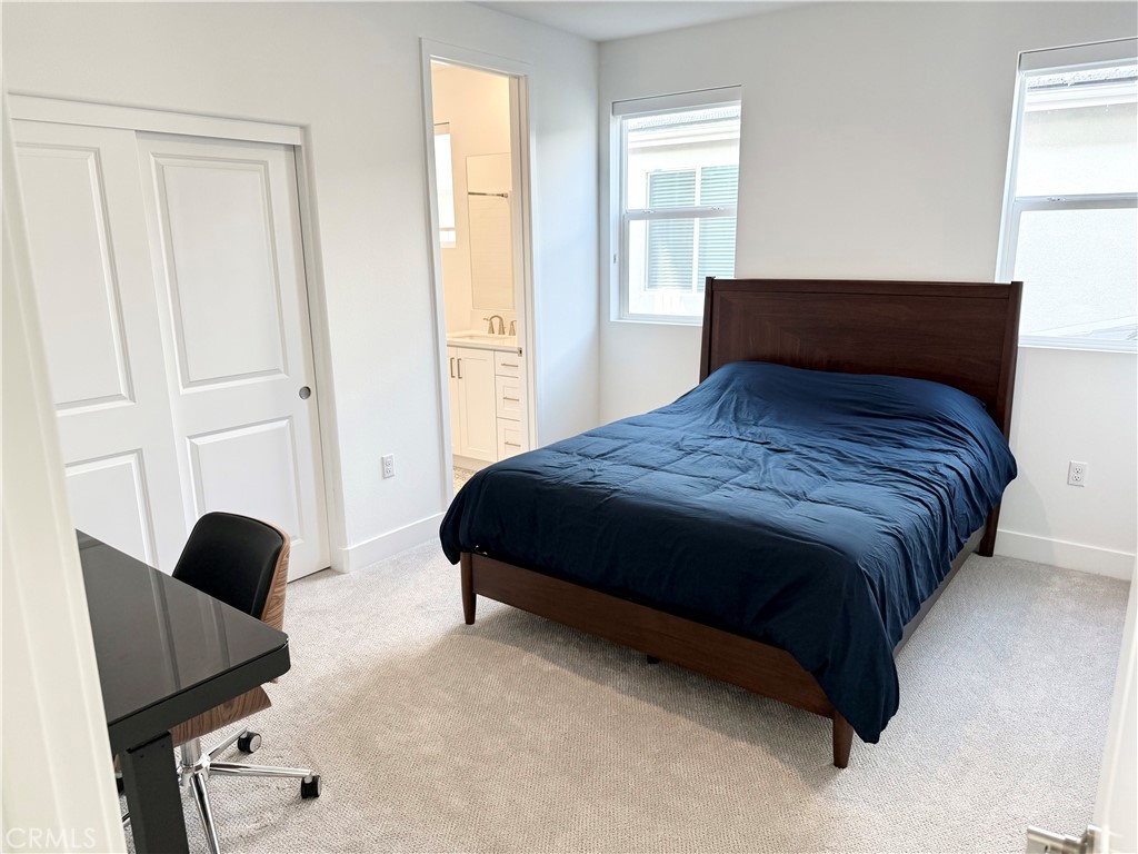 620 Grizzly Irvine, CA 92618 - Photo 22 of 40 3rd Bedroom