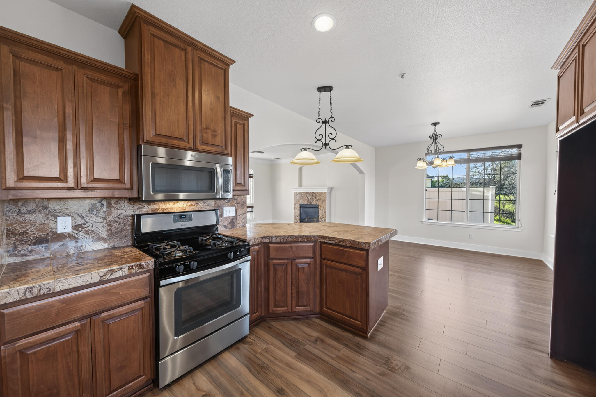 5513 Diamond Ridge Drive Redding, CA 96003 - Photo 14 of 49 Interior-07