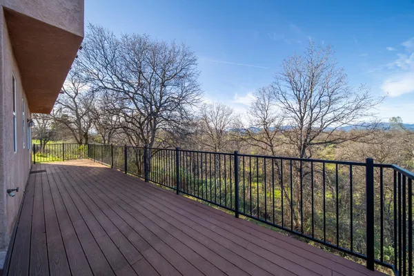 $429,900 | 5513 Diamond Ridge Drive, Redding, CA 96003