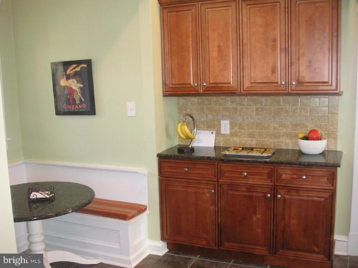 451 Fairfax Road Drexel Hill, PA 19026 - Photo 11 of 25 Kitchen